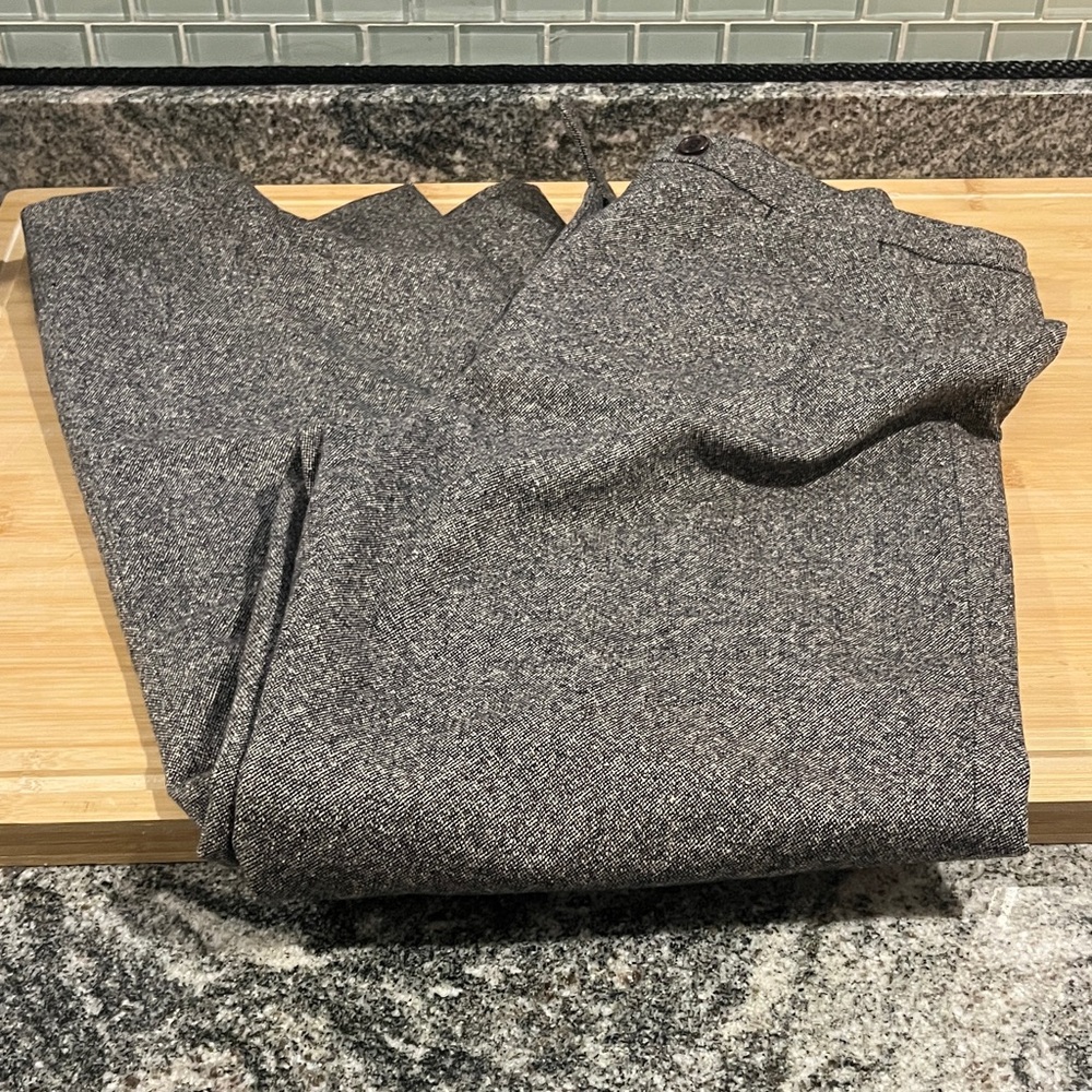 Elegant Gray Women's Trousers